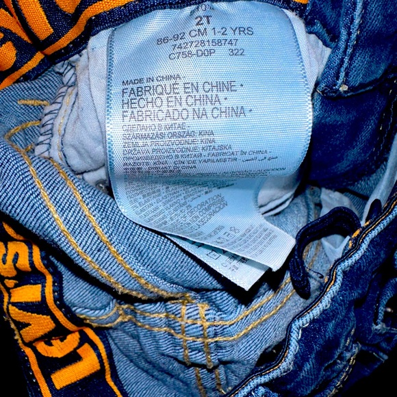 Toddler Levi’s skinny Jeans - Picture 2 of 3